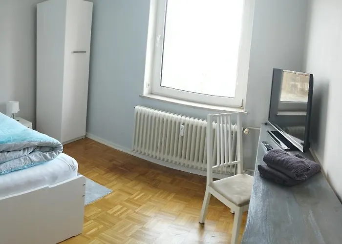 Ferienwohnung In Kronshagen Monteurwohnung 3 Zimmer 70 M2, Kueche Und Badezimmer