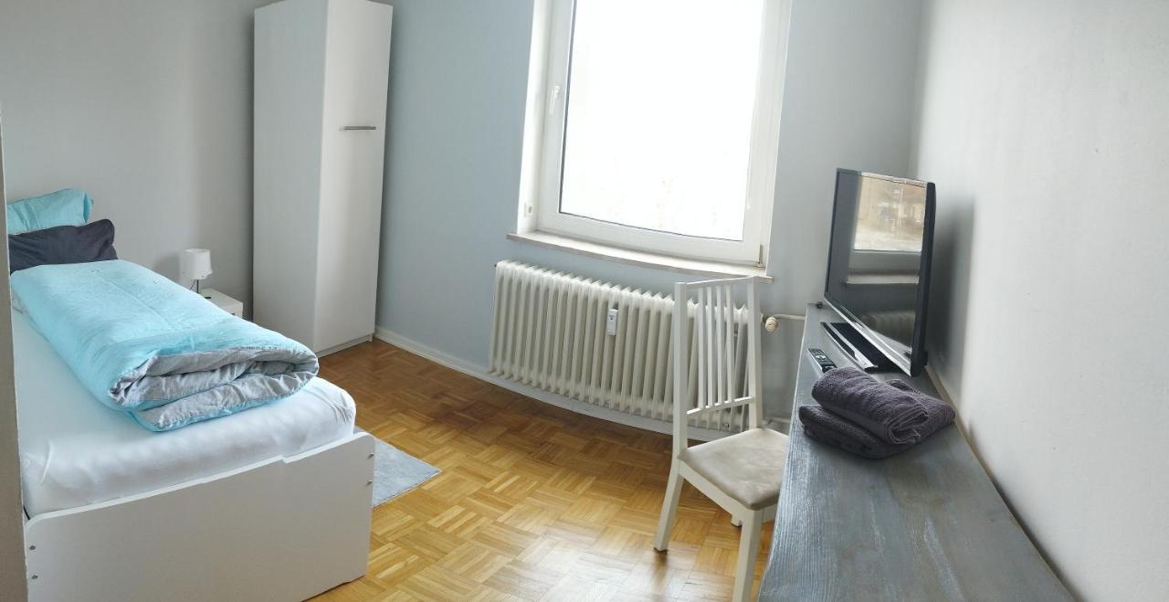 In Monteurwohnung 3 70 M2, Kueche Und Badezimmer Apartment